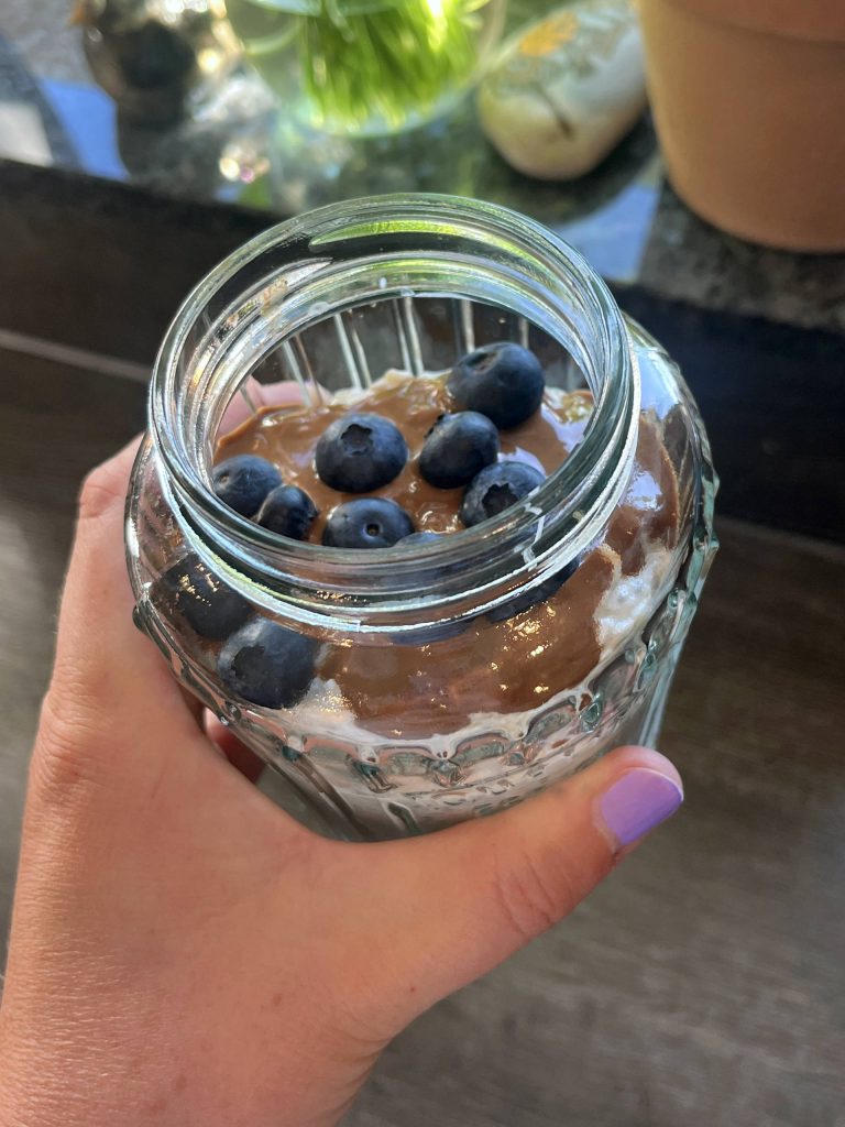 Bircher Müsli mit Heidelbeeren