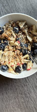 Granola: Gebackenes Müsli mit Walnüssen